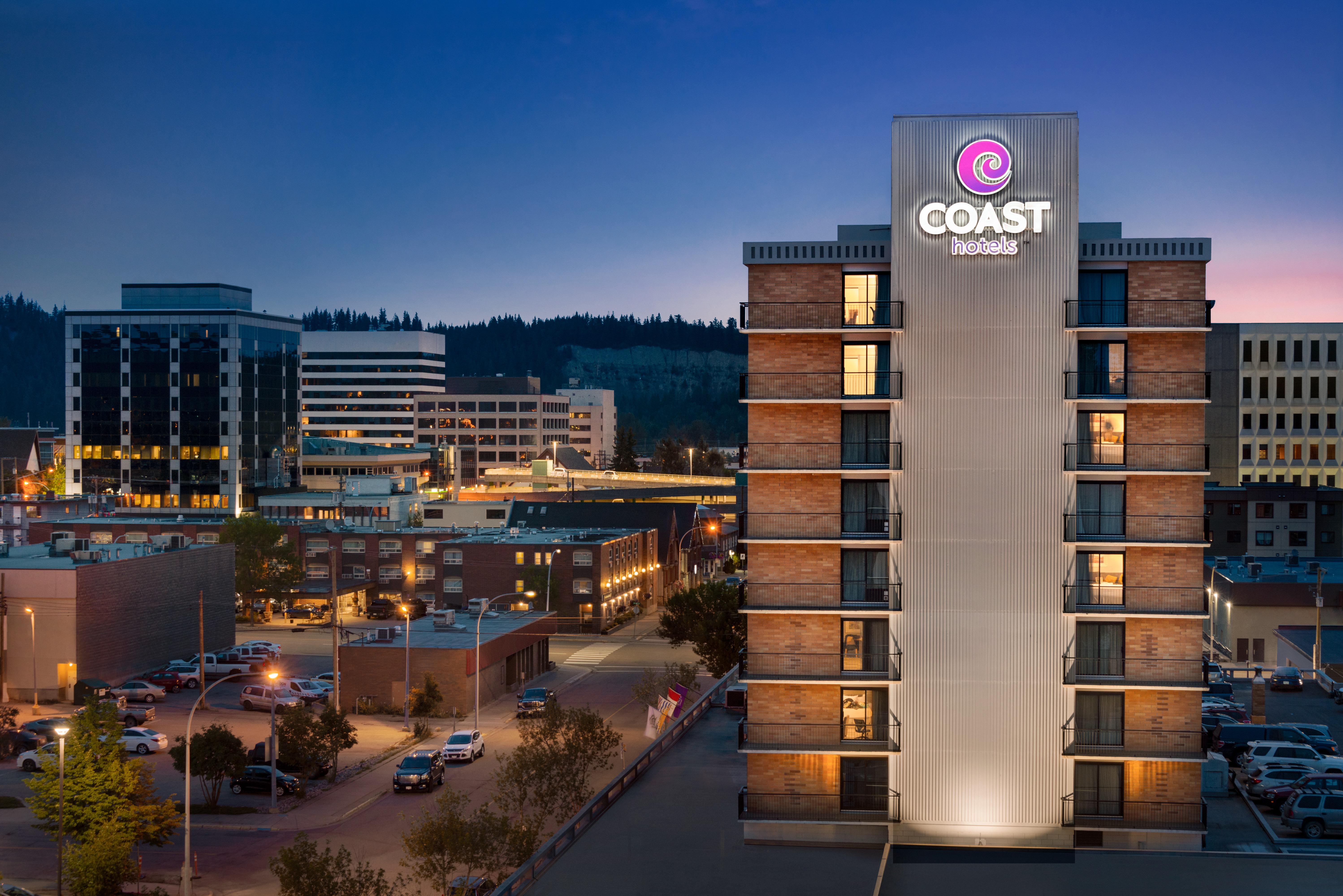 Coast Prince George Hotel By Apa Exterior foto