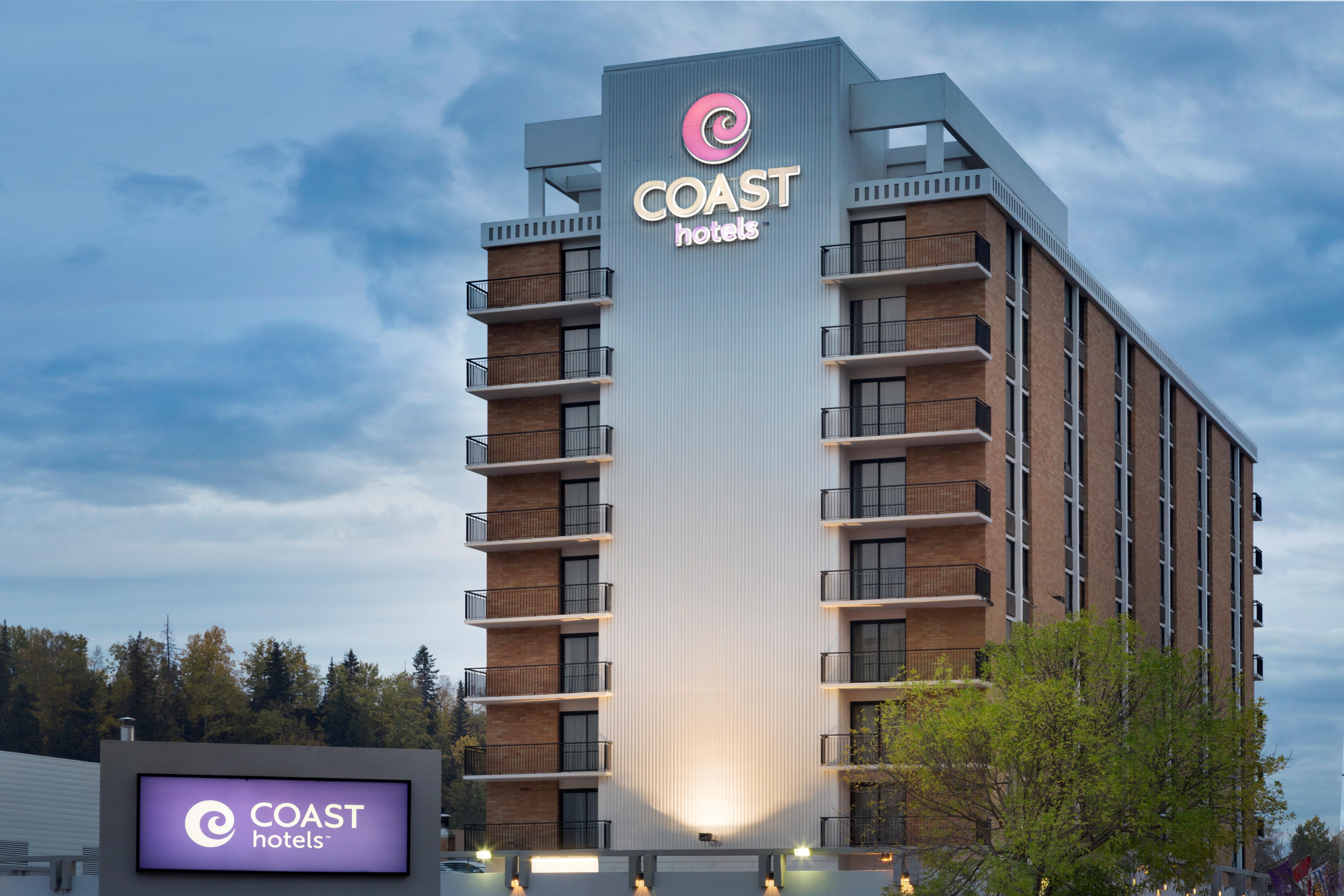 Coast Prince George Hotel By Apa Exterior foto