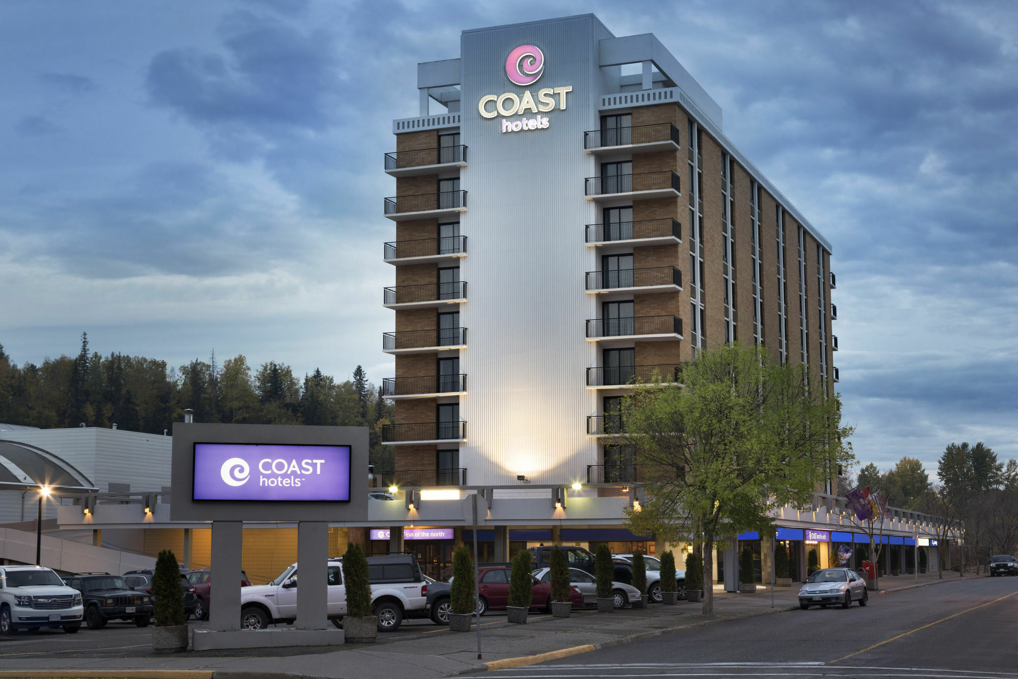 Coast Prince George Hotel By Apa Exterior foto